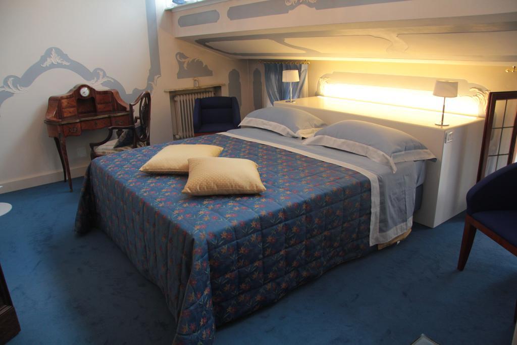 Domus Dotti V Guest House Treviso Habitación foto